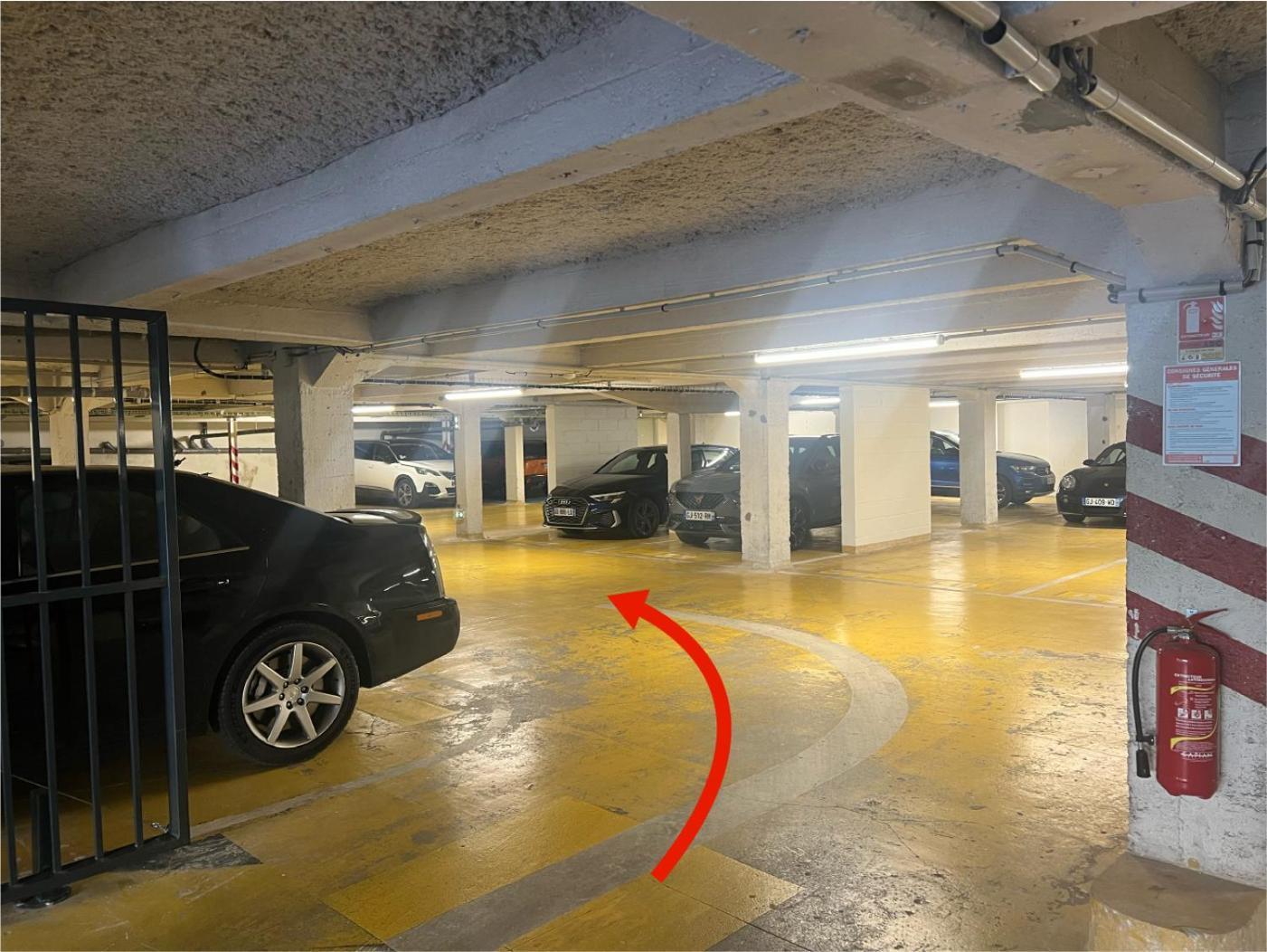 Apartment Coeur Des Moissons, Centre Avec Parking Prive Reims